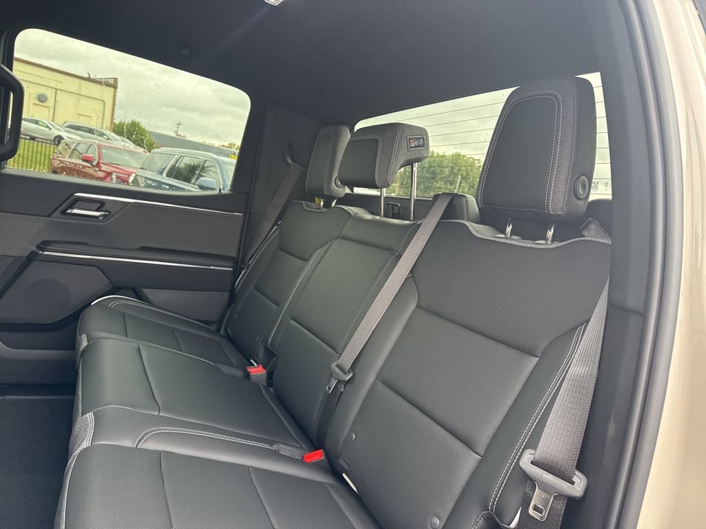 New 2026 GMC Sierra EV Elevation w/ LPO, Elevation Dark Package AWD/4WD image 28