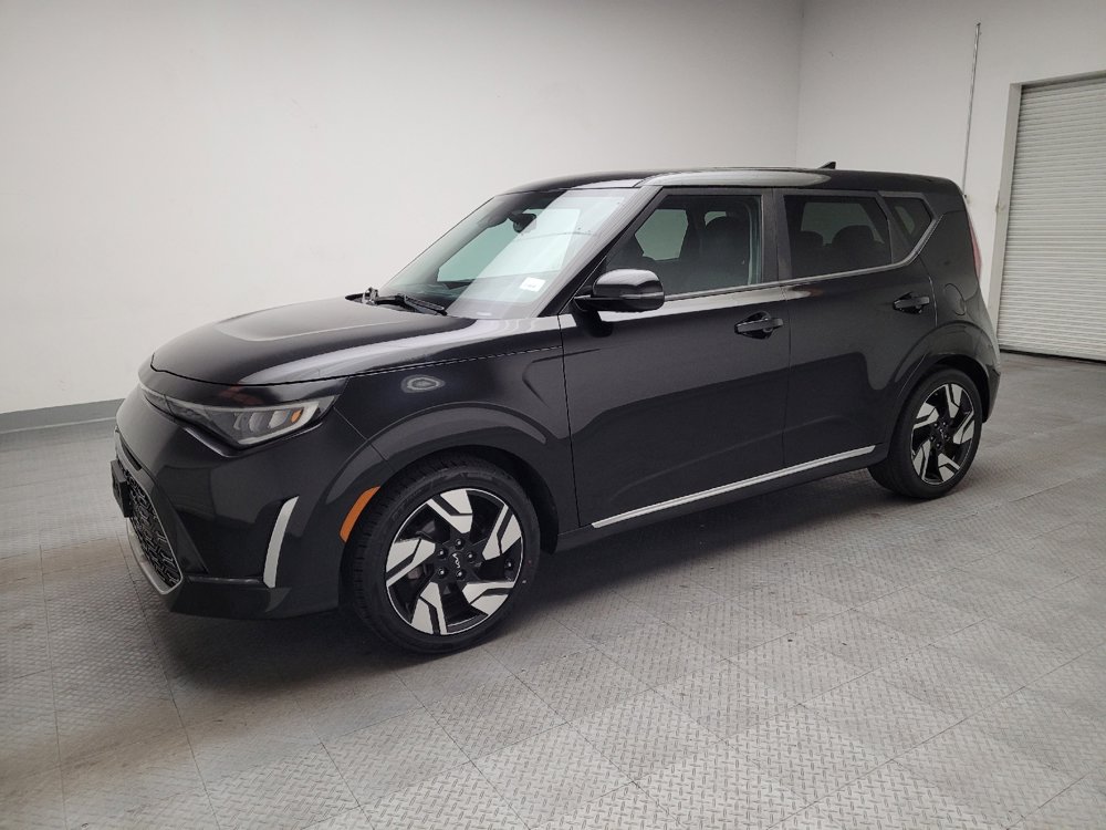 Used 2023 Kia Soul GT-Line w/ GT-Line Technology Package image 2