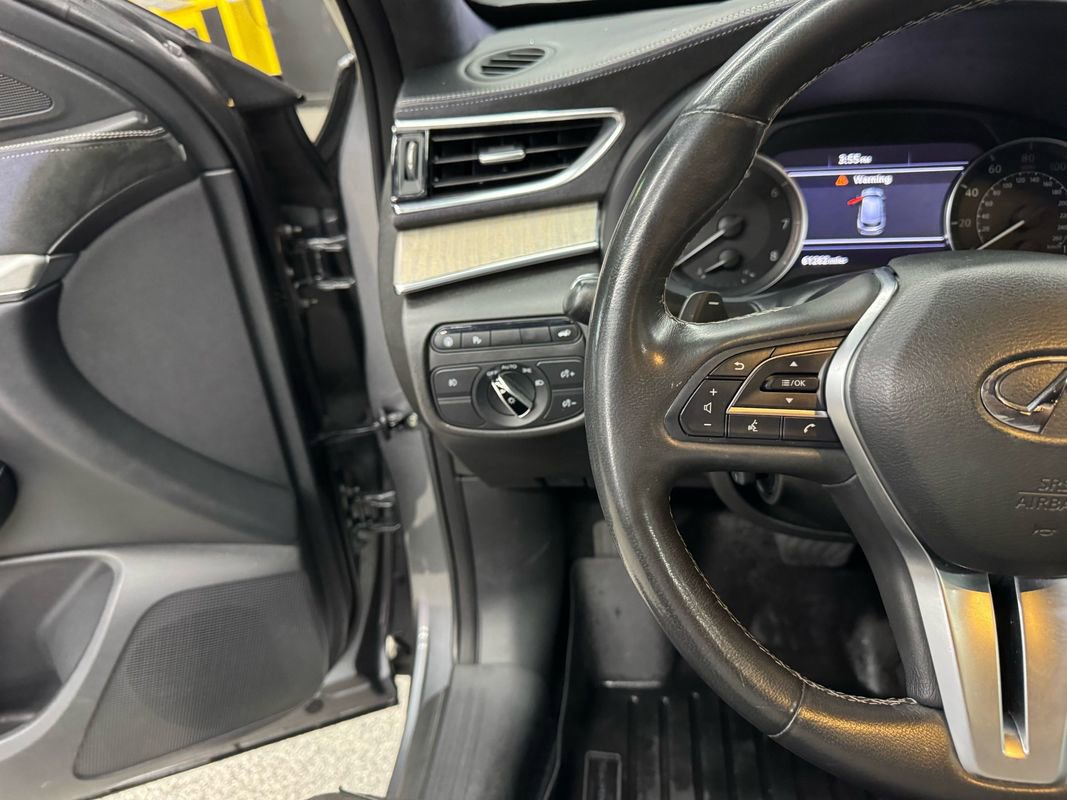 Used 2019 INFINITI QX50 Essential w/ Sensory Package AWD/4WD image 26