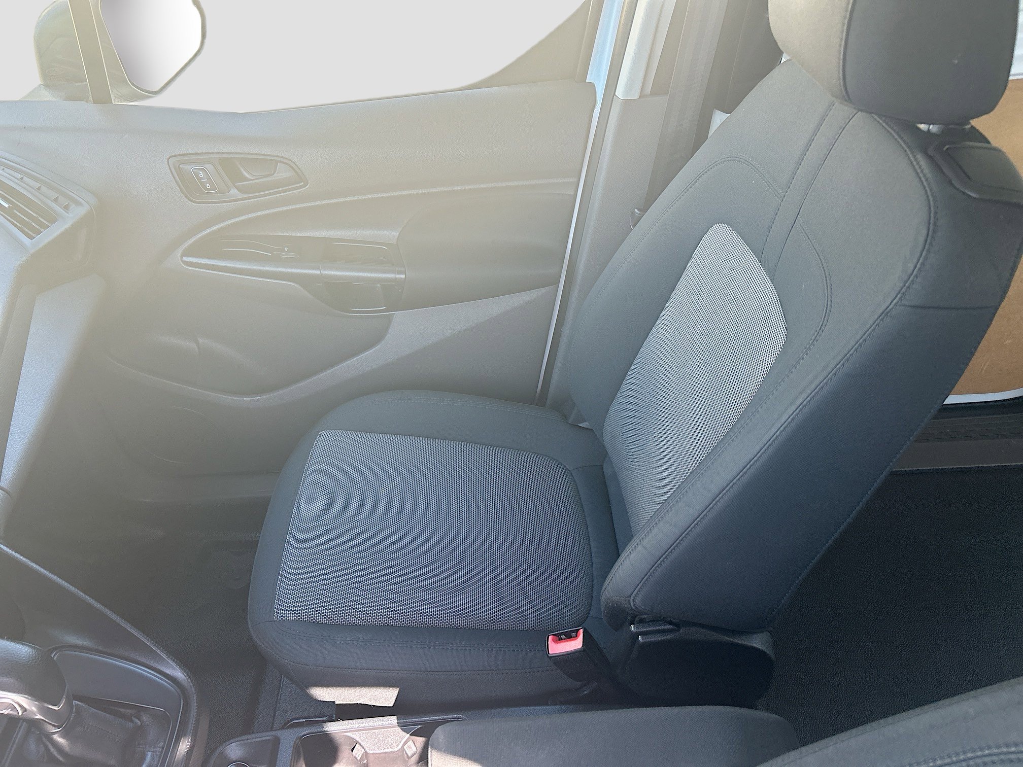 Used 2019 Ford Transit Connect XL image 21