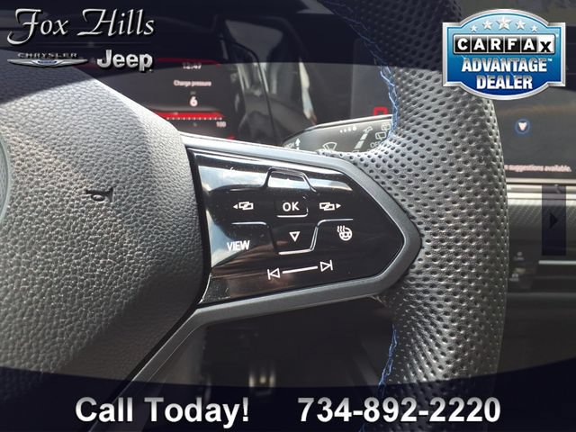 Used 2022 Volkswagen Golf R AWD/4WD image 18