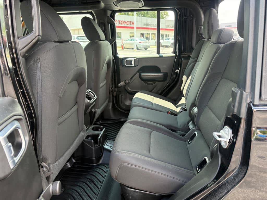 Used 2022 Jeep Gladiator Sport AWD/4WD image 8