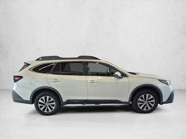 Used 2020 Subaru Outback Premium AWD/4WD image 3