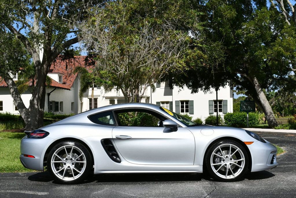 Used 2018 Porsche 718 Cayman RWD image 30