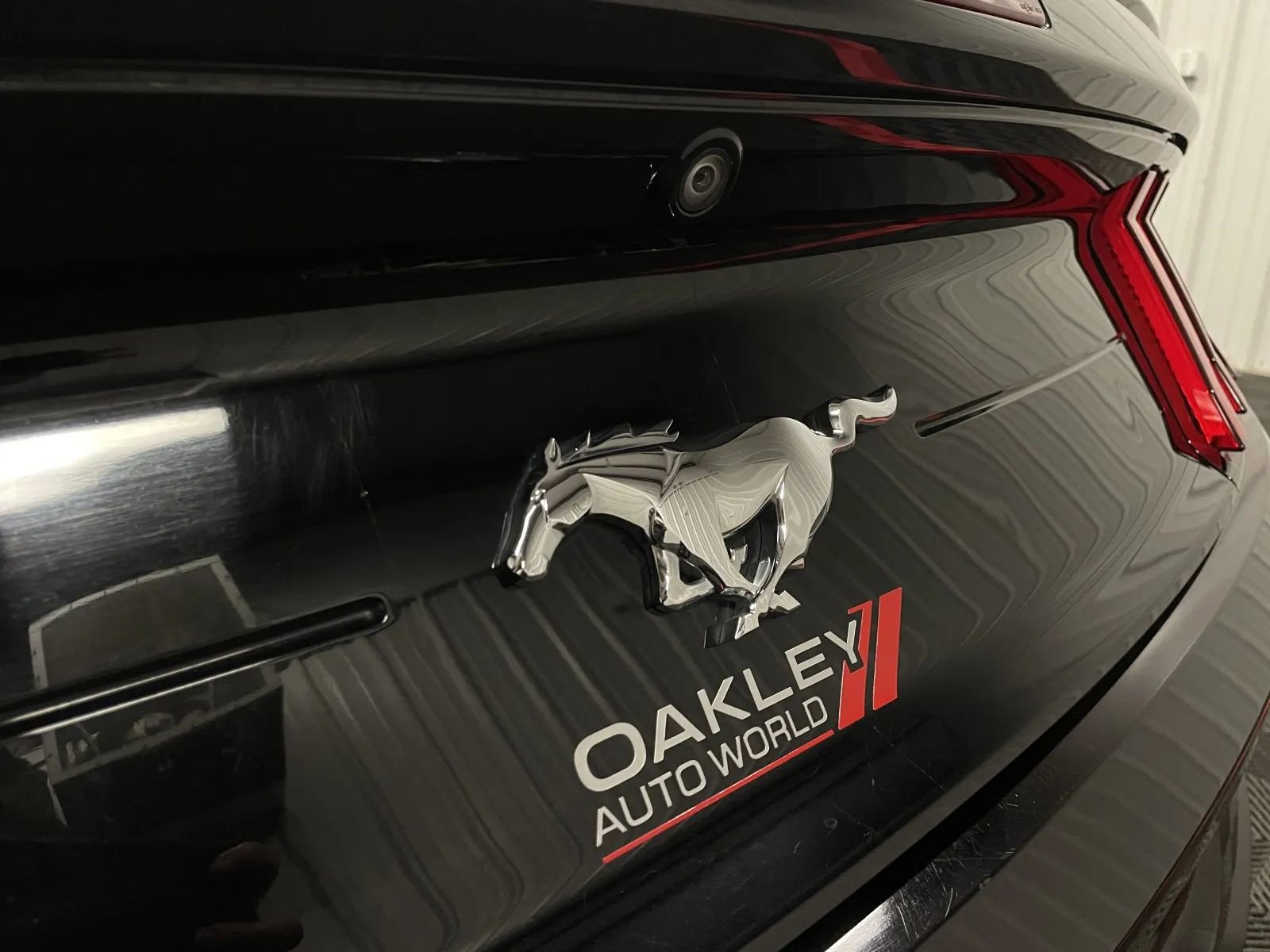 Used 2019 Ford Mustang Premium image 17