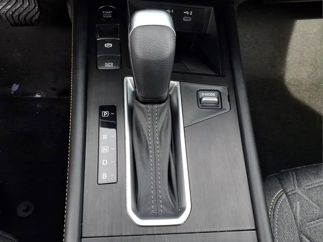 Certified 2025 Nissan Kicks SV AWD/4WD image 13