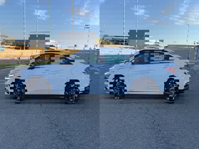 New 2026 Hyundai Elantra Limited image 4