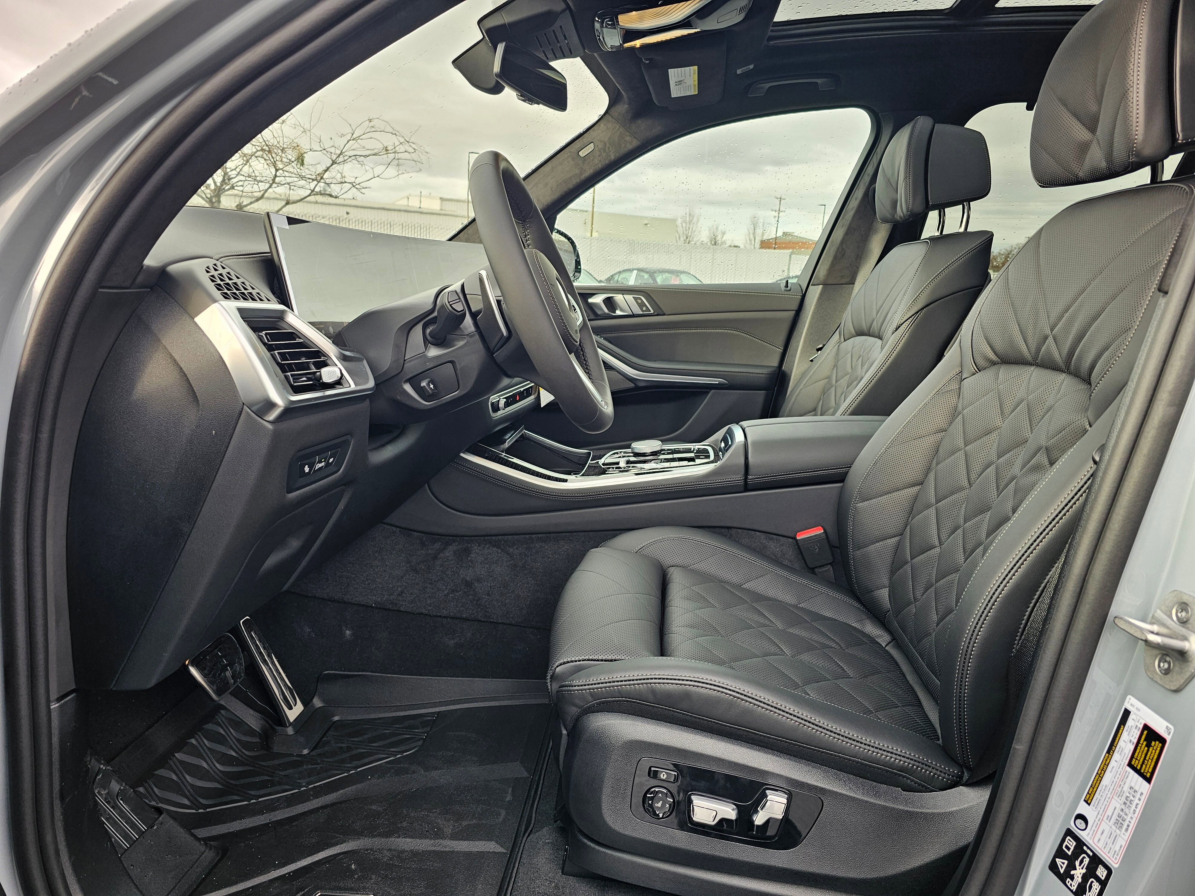 New 2026 BMW X5 xDrive40i w/ M Sport Package image 11