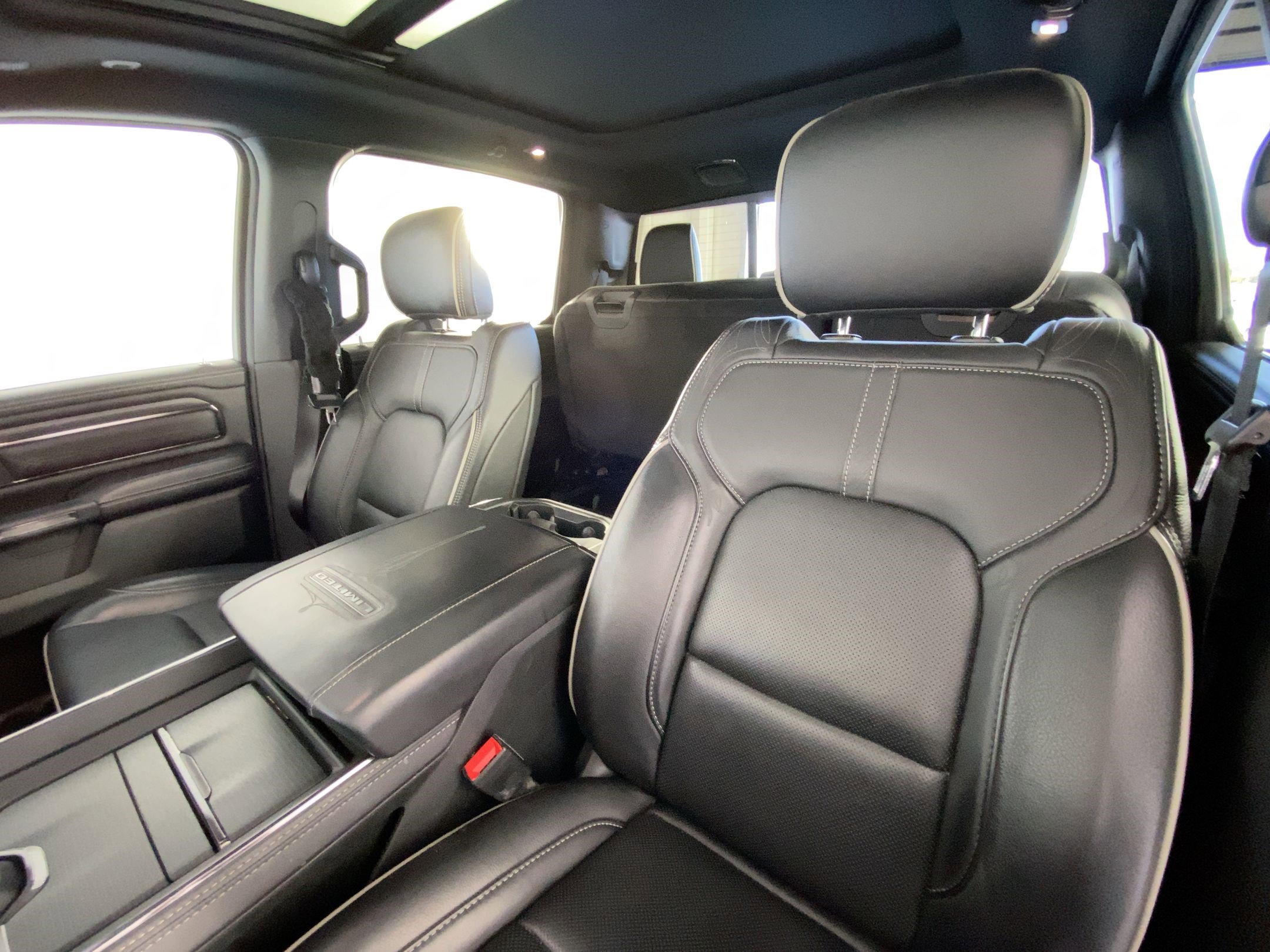 Used 2022 RAM 1500 Limited image 22