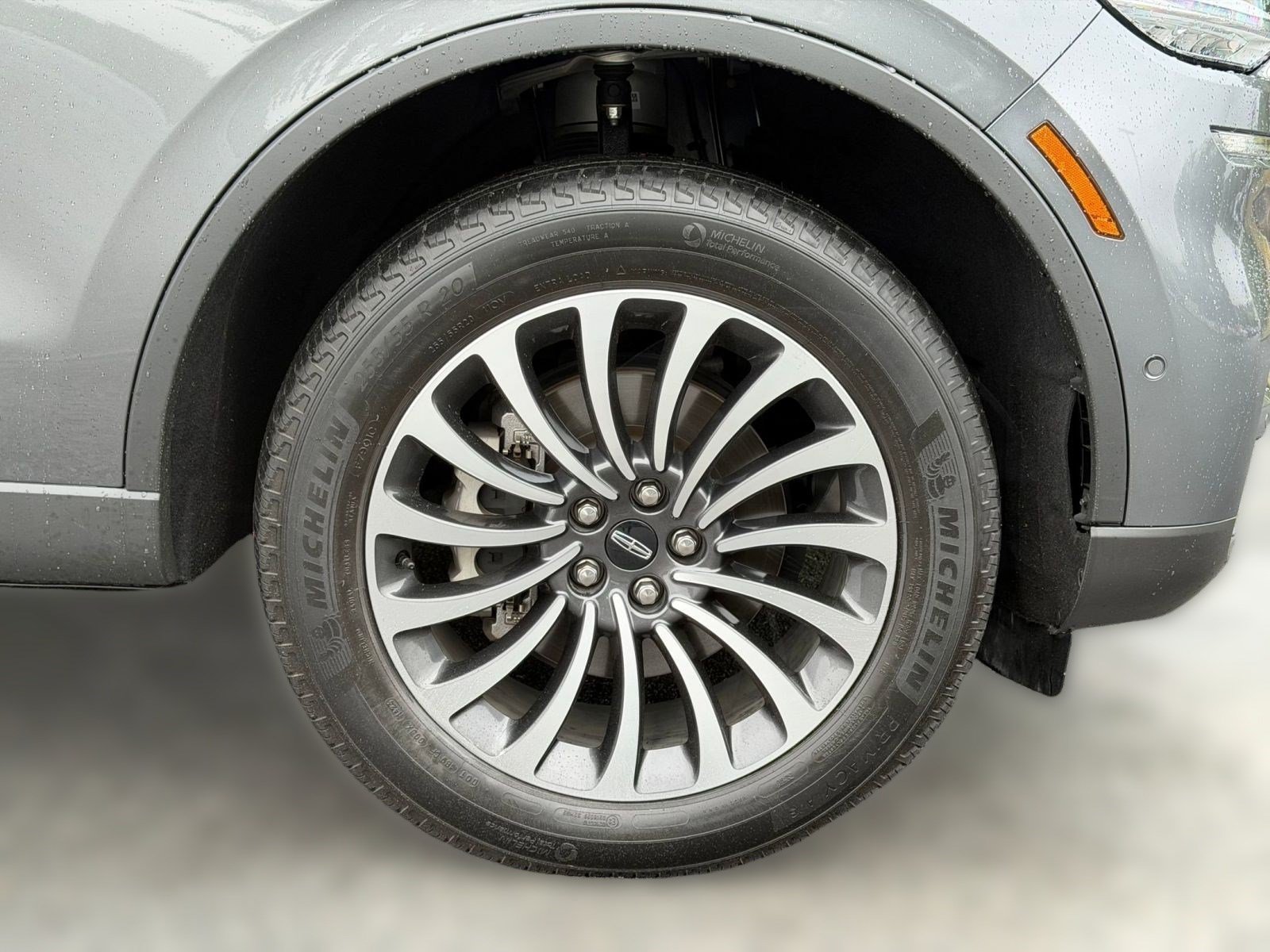 Used 2023 Lincoln Aviator Reserve w/ Equipment Group 201A AWD/4WD image 11