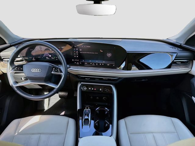 Used 2025 Audi Q5 Premium w/ Convenience Package AWD/4WD image 17