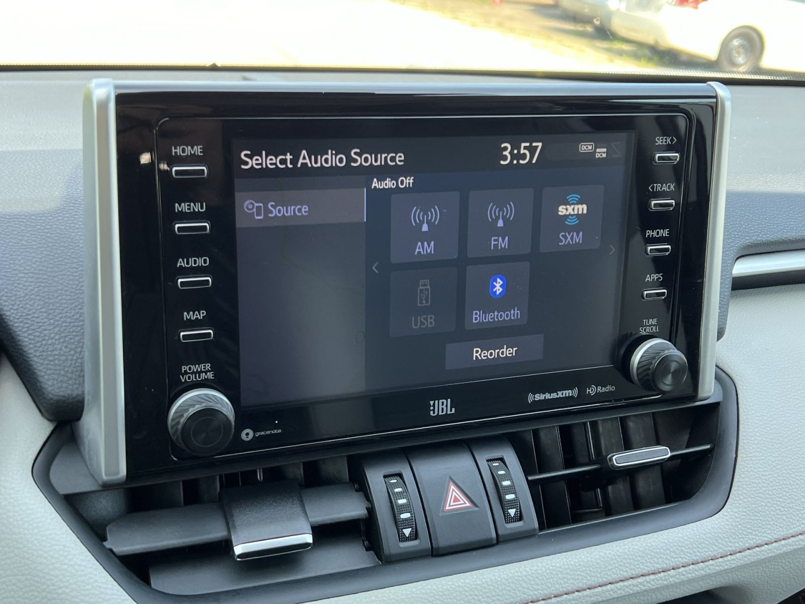 Used 2020 Toyota RAV4 Limited AWD/4WD image 36