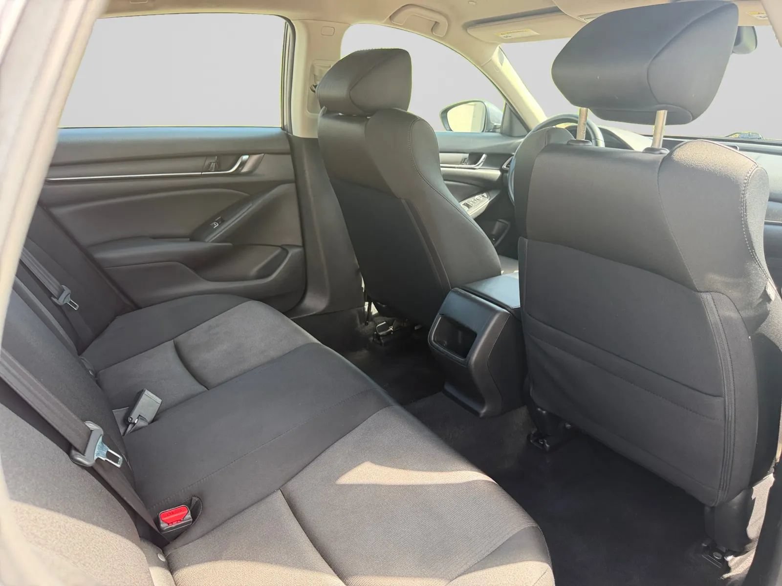 Used 2022 Honda Accord LX image 29