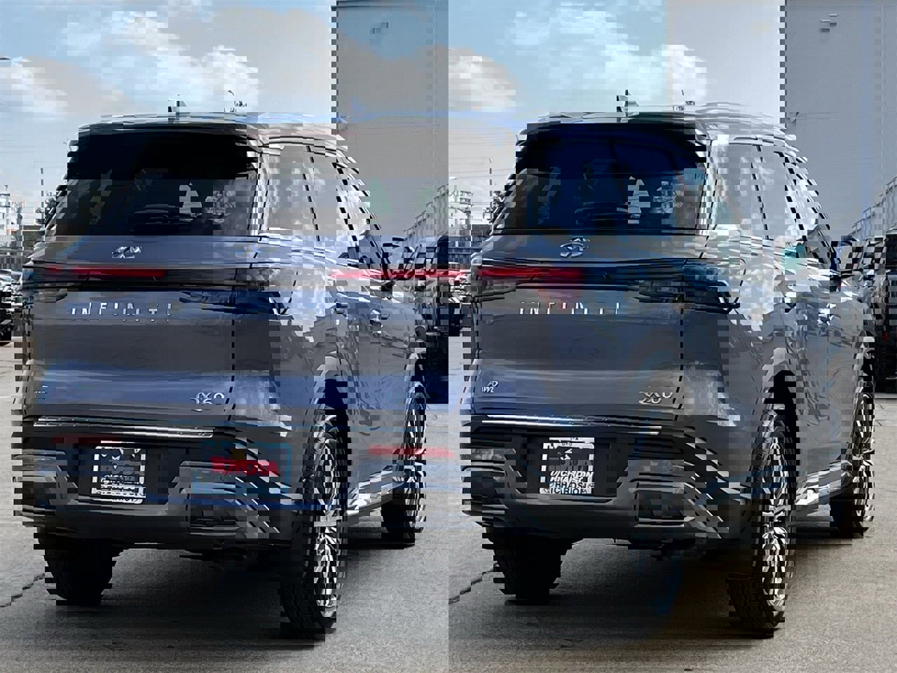 Used 2023 INFINITI QX60 Sensory w/ Vision Package image 4