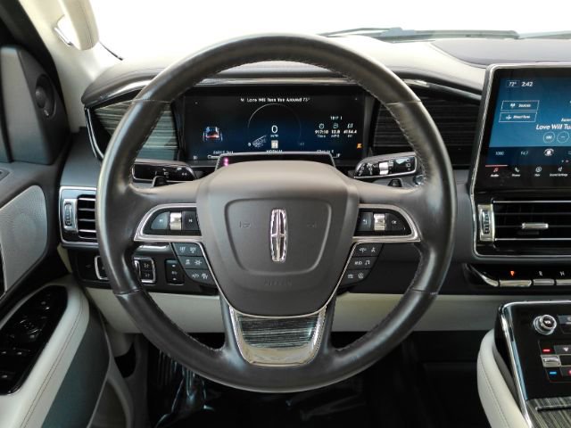 Used 2022 Lincoln Navigator Black Label AWD/4WD image 40