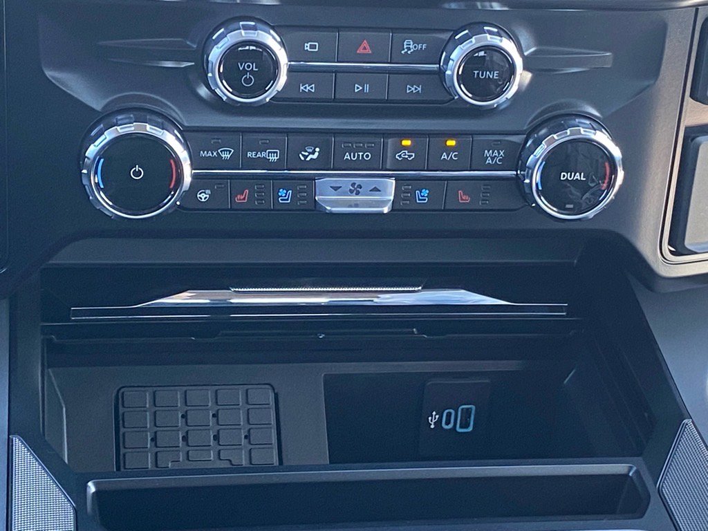 New 2026 Ford F250 Lariat image 9