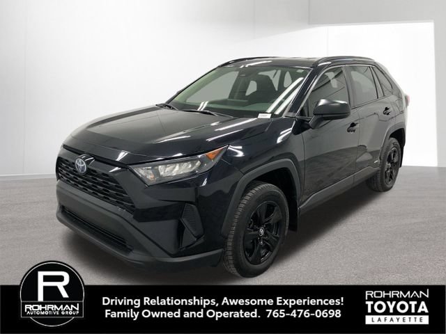Used 2022 Toyota RAV4 LE AWD/4WD image 2