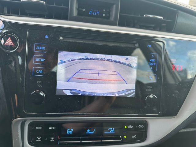 Used 2018 Toyota Corolla LE image 16