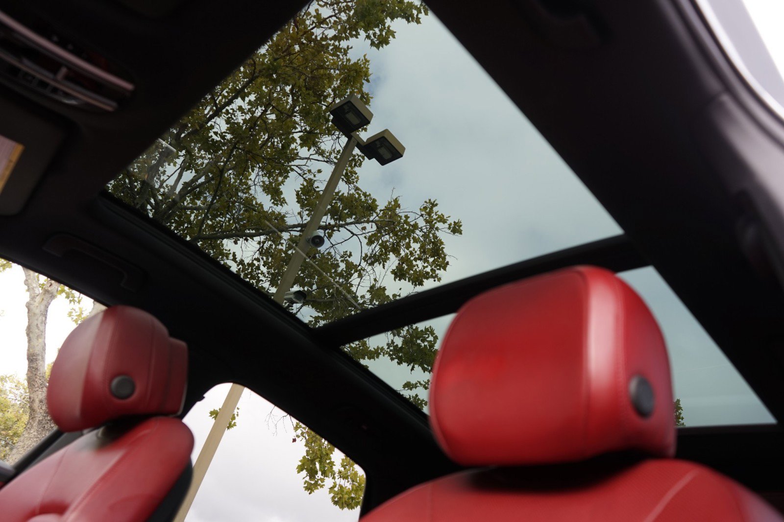 Used 2019 Porsche Cayenne image 27