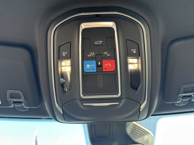 New 2026 Jeep Grand Cherokee Altitude AWD/4WD image 22