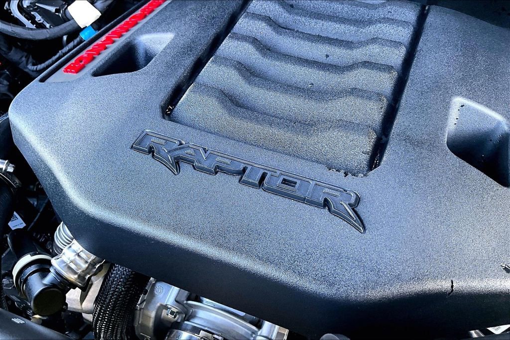 Used 2025 Ford F150 Raptor image 33