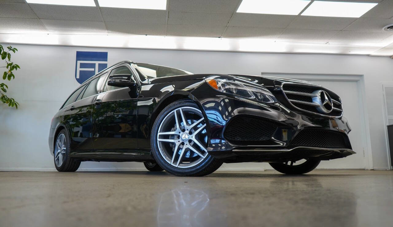 Used 2016 Mercedes-Benz E 350 4MATIC Wagon image 3