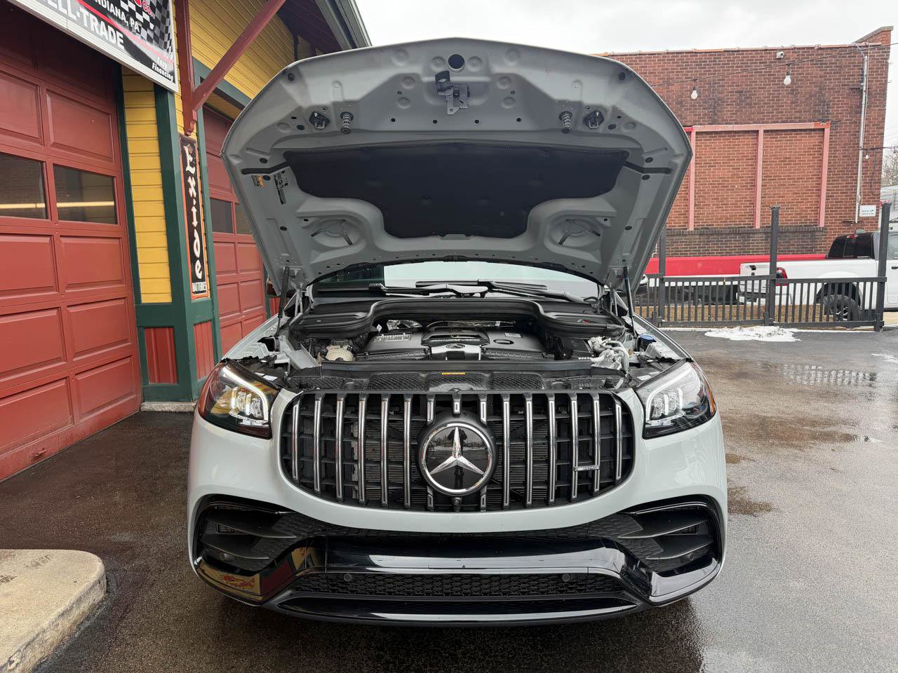 Used 2024 Mercedes-Benz GLS 63 AMG 4MATIC image 28