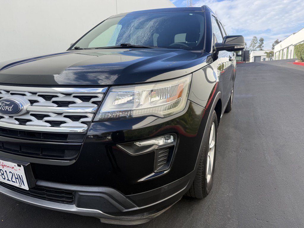 Used 2018 Ford Explorer XLT w/ Equipment Group 201A FWD image 5