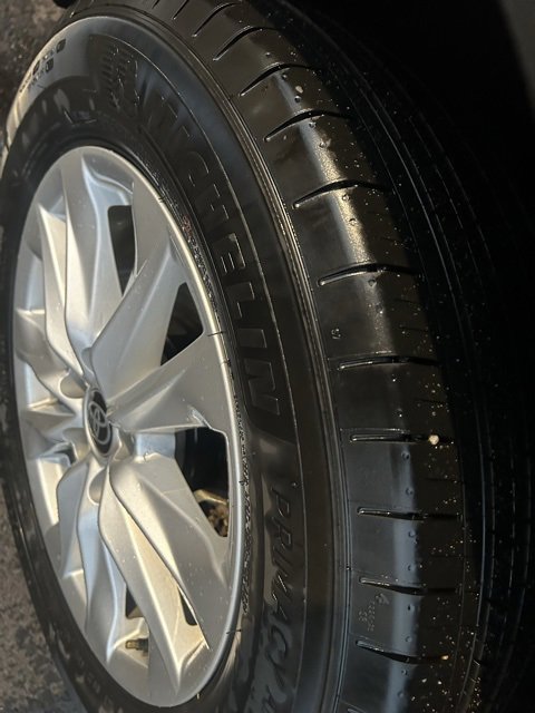 Used 2024 Toyota Corolla Cross LE image 8