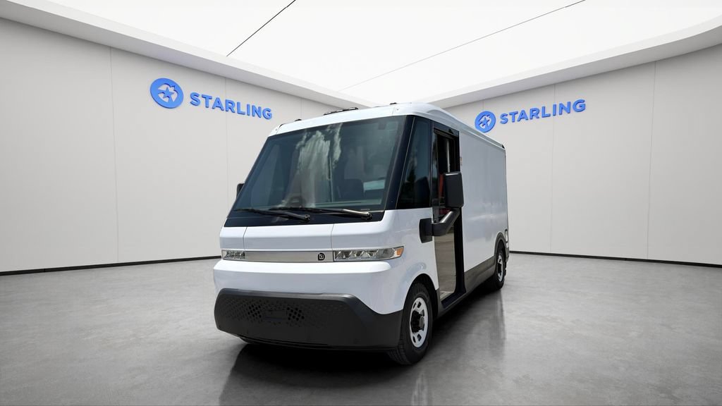 Used 2024 Chevrolet Brightdrop 400 w/ Commercial Equipment Package AWD/4WD image 1