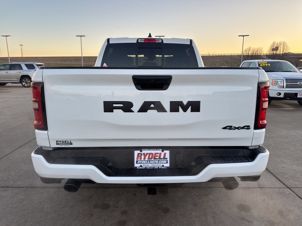 New 2026 RAM 1500 Express AWD/4WD image 30