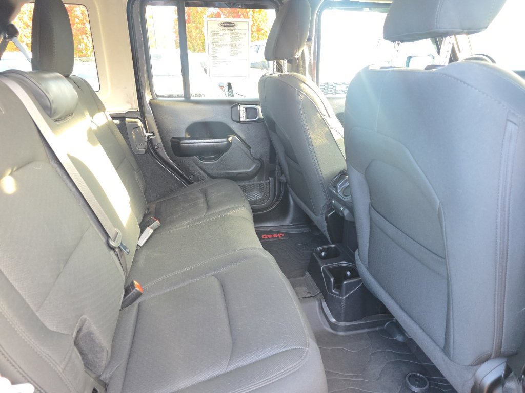 Used 2021 Jeep Wrangler Unlimited Sport AWD/4WD image 11
