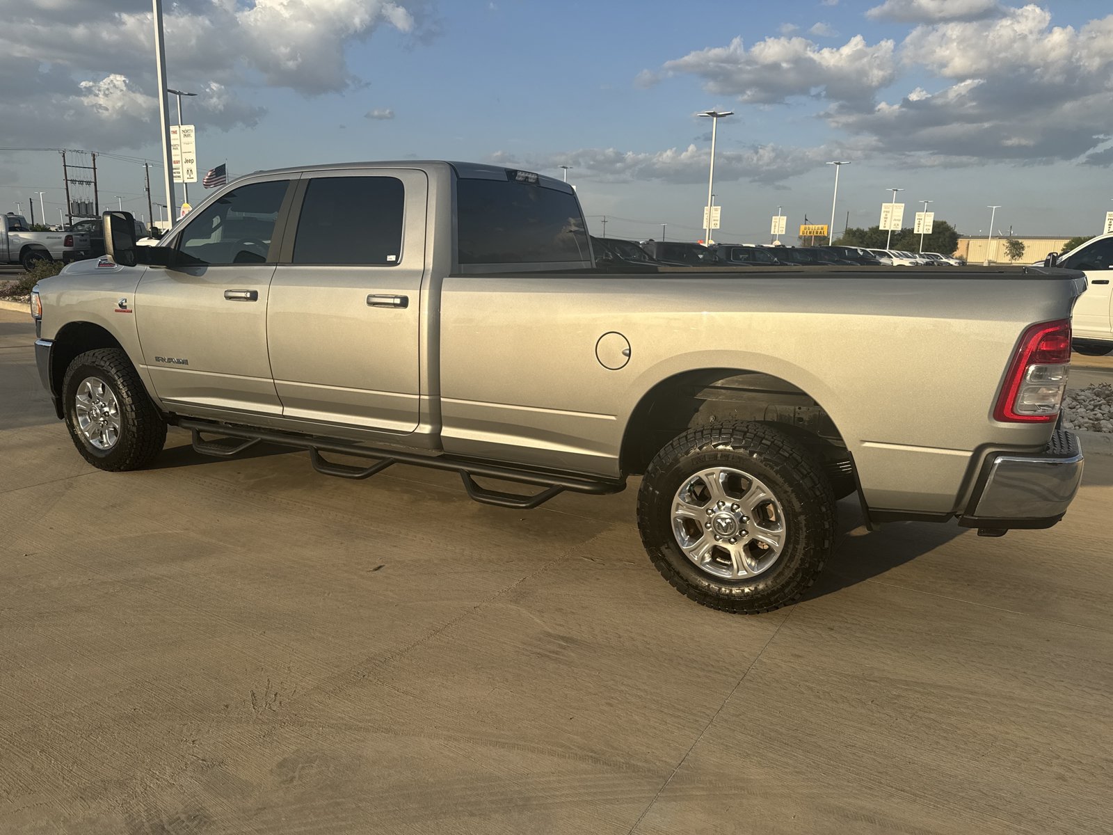 Used 2021 RAM 3500 Lone Star w/ Level 1 Equipment Group AWD/4WD image 8