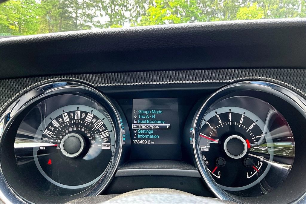 Used 2013 Ford Mustang GT Premium w/ Electronics Pkg RWD image 13