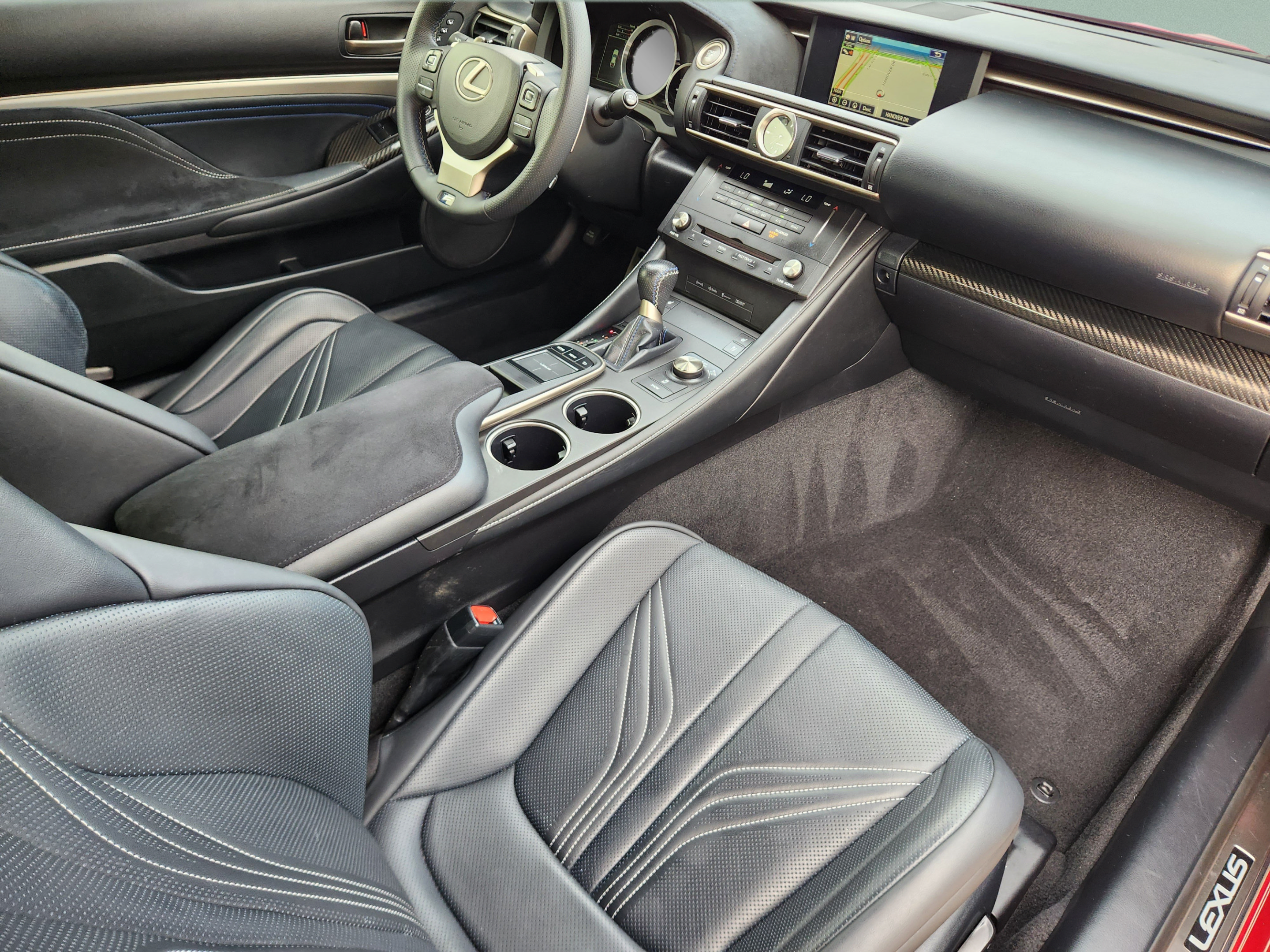 Used 2015 Lexus RC F w/ Premium Package RWD image 9