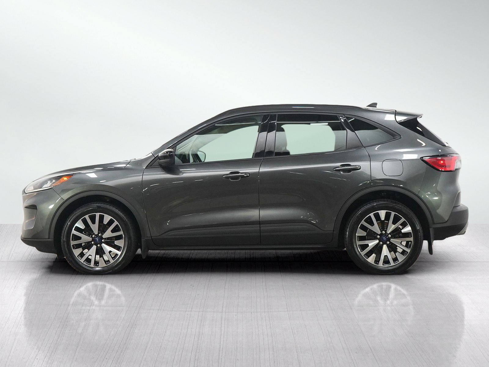 Used 2020 Ford Escape SE Sport AWD/4WD image 2