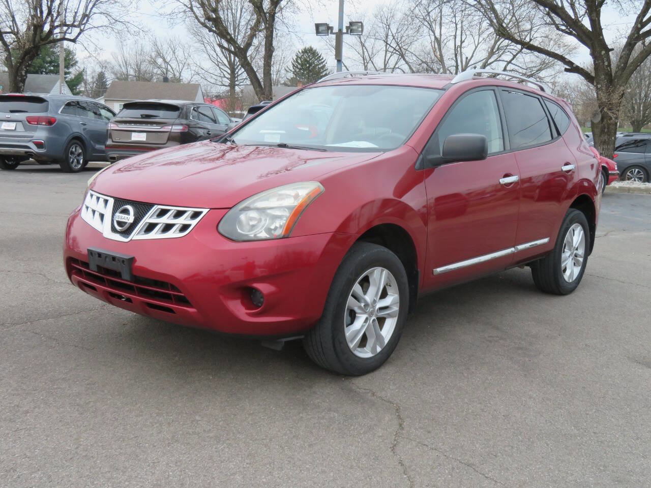 Used 2015 Nissan Rogue S w/ Convenience Package image 2