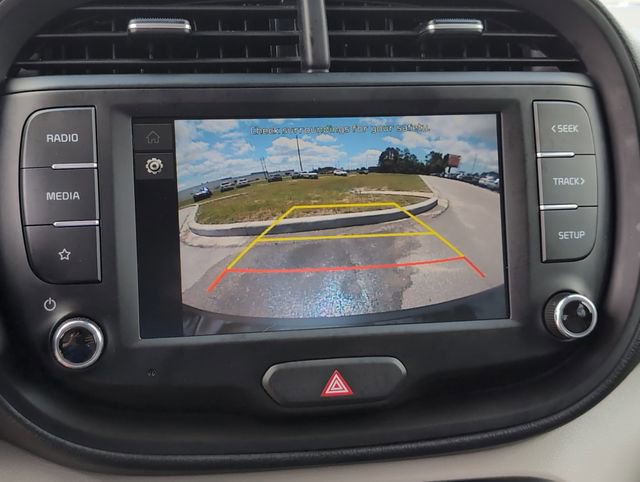 Used 2025 Kia Soul LX w/ LX Technology Package FWD image 18
