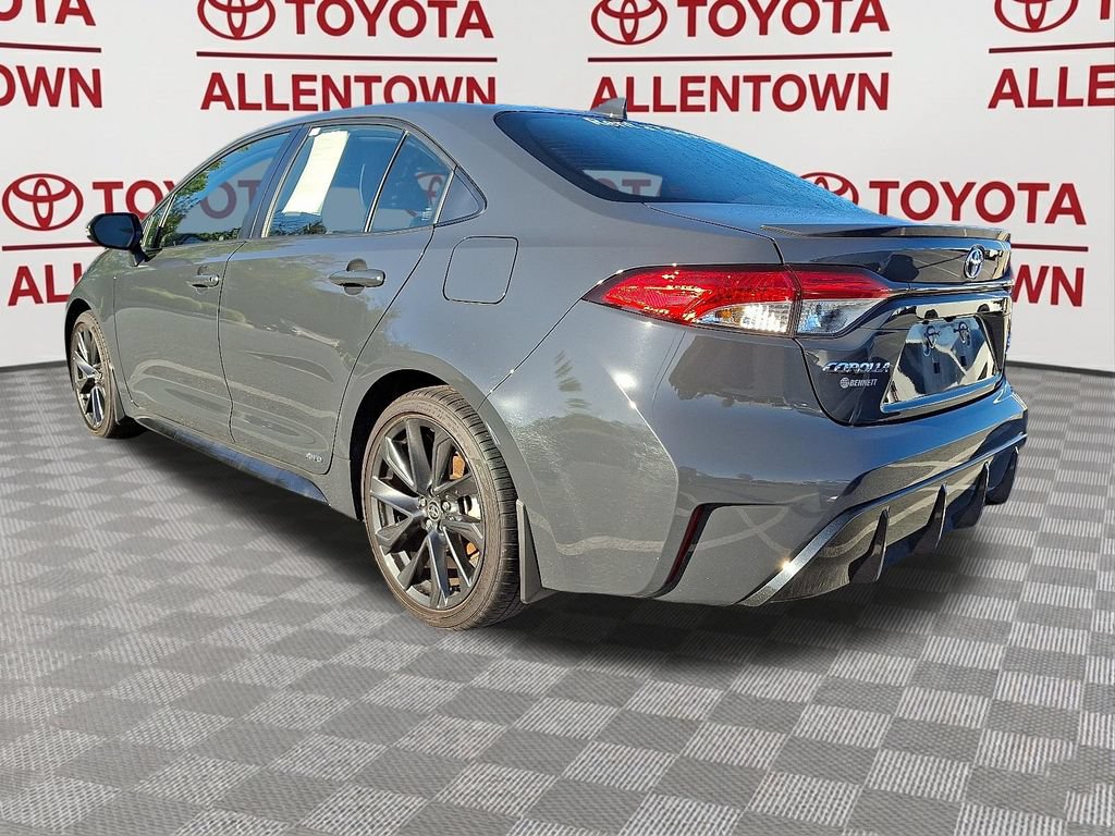 Used 2025 Toyota Corolla SE AWD/4WD image 4