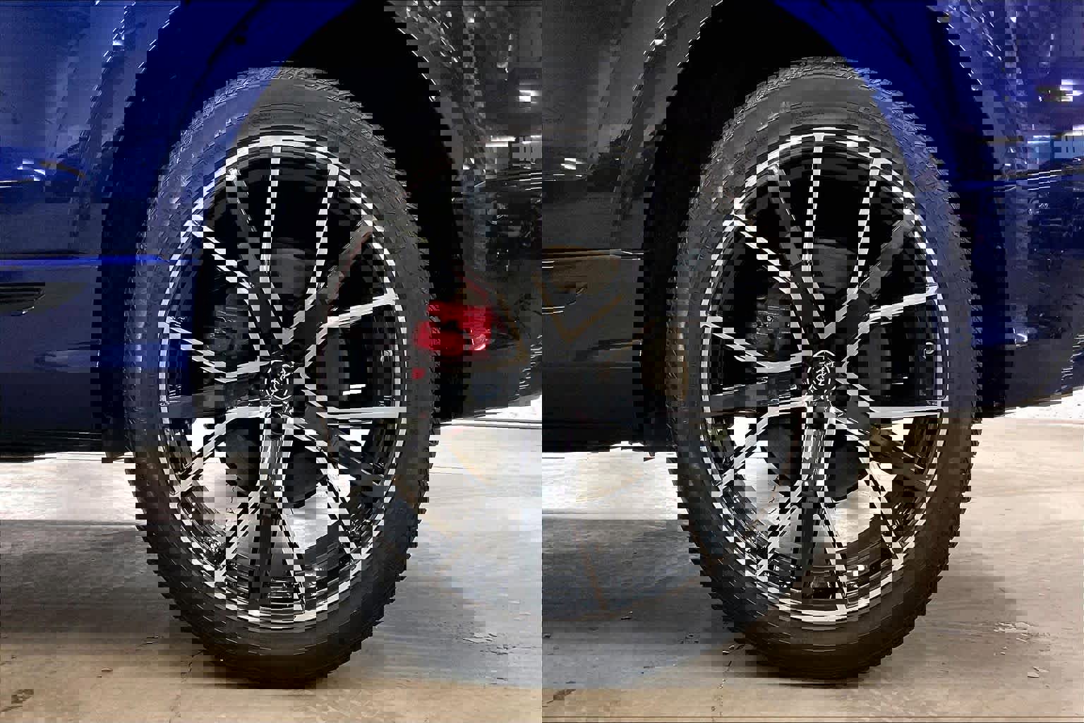 Used 2023 Audi Q8 Premium Plus w/ Premium Plus Package image 11