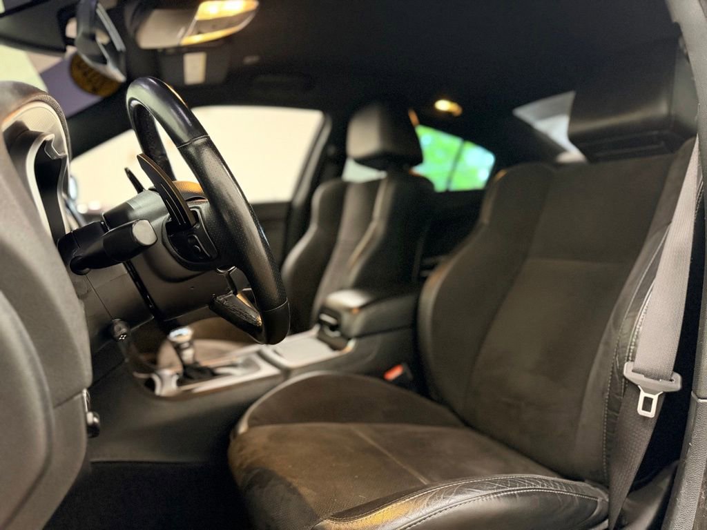 Used 2018 Dodge Charger R/T w/ Plus Group RWD image 11