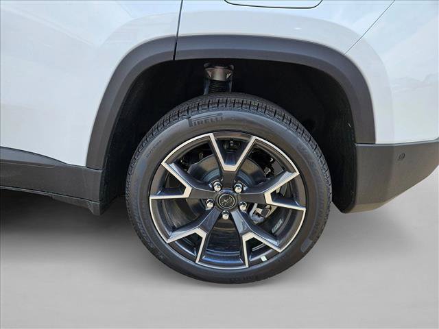 New 2026 Jeep Cherokee Overland w/ Advanced Pro Tech Group AWD/4WD image 10