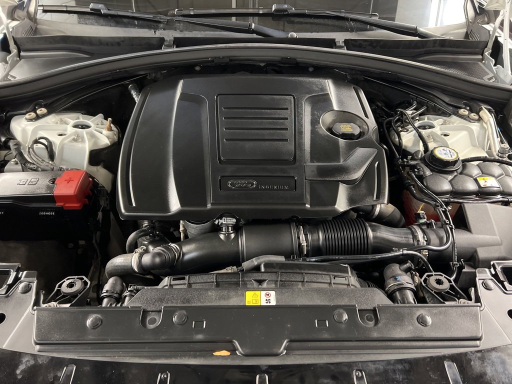 Used 2020 Land Rover Range Rover Velar S image 37