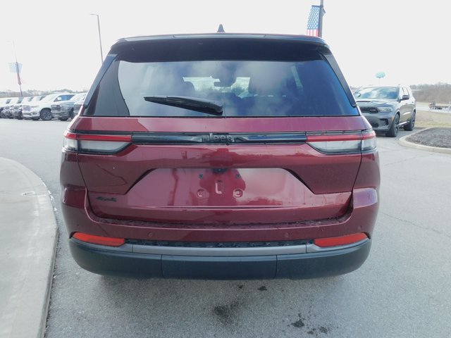 New 2026 Jeep Grand Cherokee Altitude AWD/4WD image 27