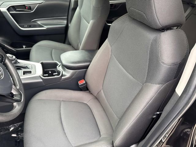 Used 2024 Toyota RAV4 LE image 19