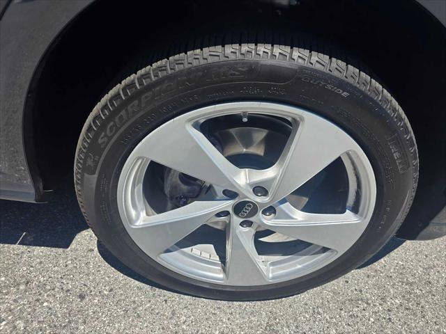 Used 2025 Audi Q5 Premium Plus w/ Premium Plus AWD/4WD image 9