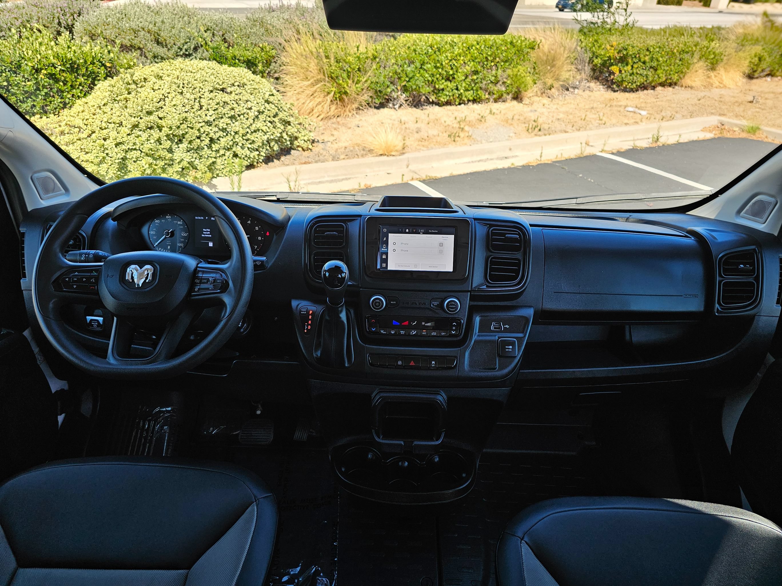 Used 2025 RAM ProMaster 2500 w/ Convenience Group FWD image 21