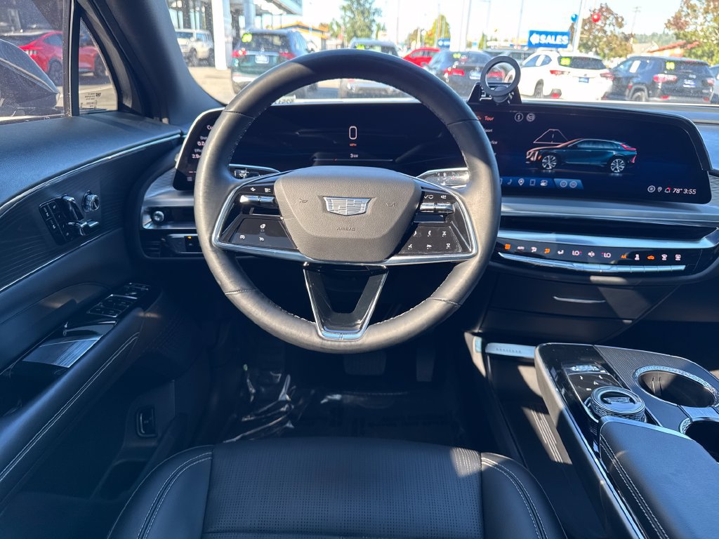 Used 2024 Cadillac Lyriq Luxury RWD image 15