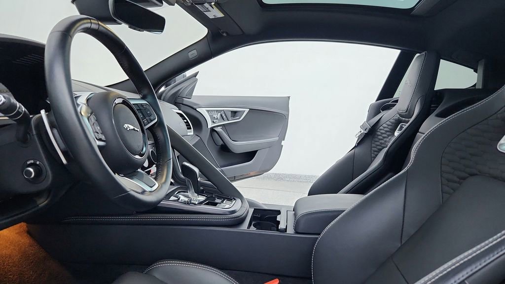 Used 2023 Jaguar F-TYPE Coupe image 20