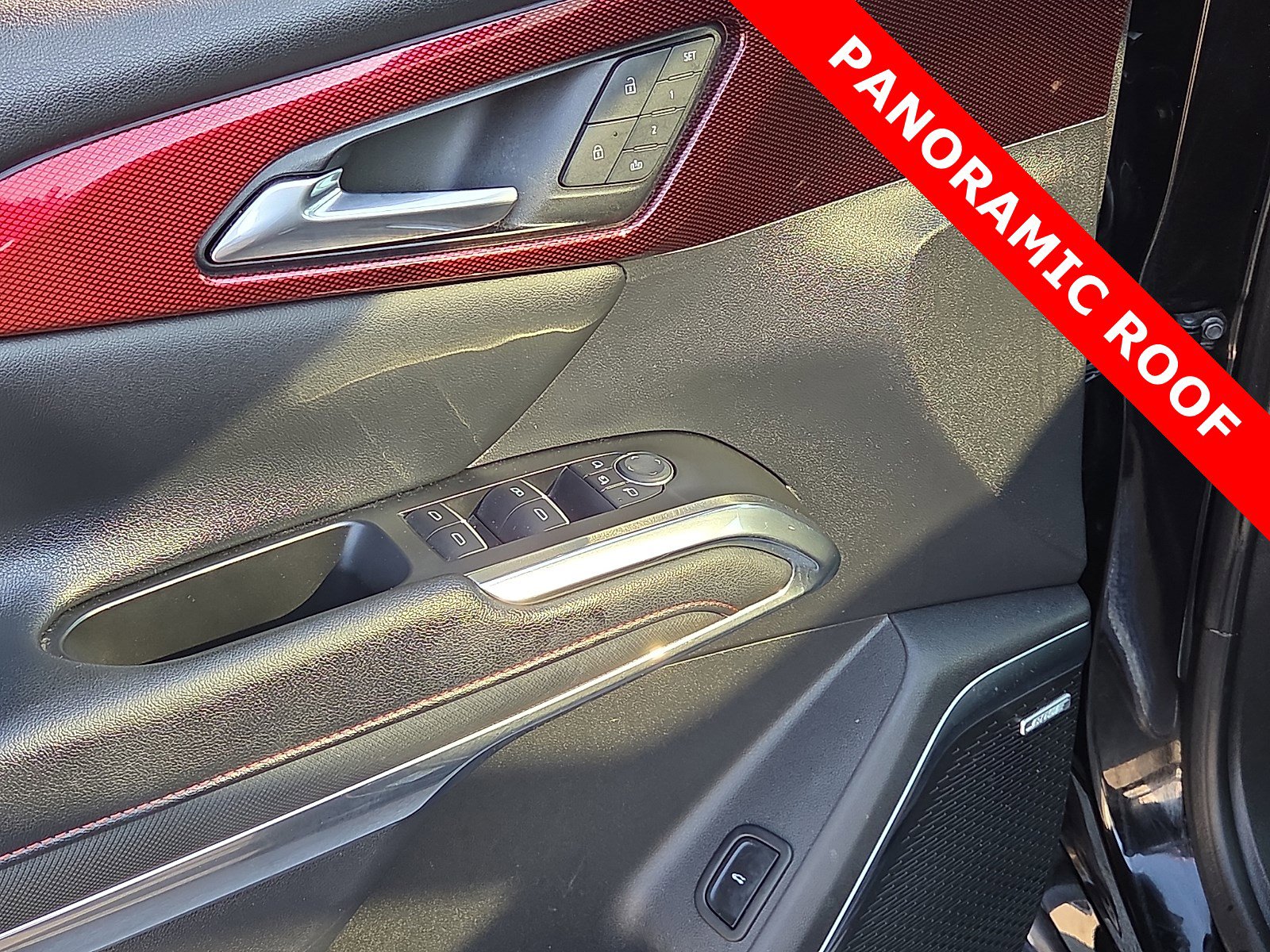 Used 2024 Chevrolet Traverse RS image 15